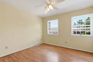 237 Merion Dr, Pittsburgh, PA 15228 - Photo 25