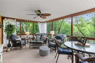 111 William Penn Cir, Leet Township, PA 15143 - Photo 25