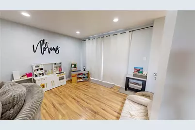 2610 Old National Pike, North Franklin Township, PA 15301 - Photo 5