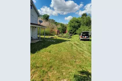 212 Dupont Ln, Georges Township, PA 15401 - Photo 7