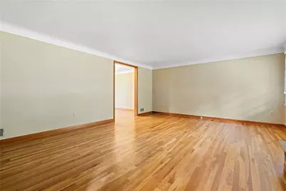 309 Sharon Dr, Pittsburgh, PA 15221 - Photo 11