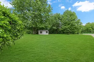 2017 S Trillium Dr, Hopewell Township, PA 15001 - Photo 33