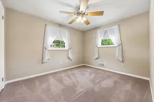 2390 High Oak Dr, Pittsburgh, PA 15220 - Photo 21