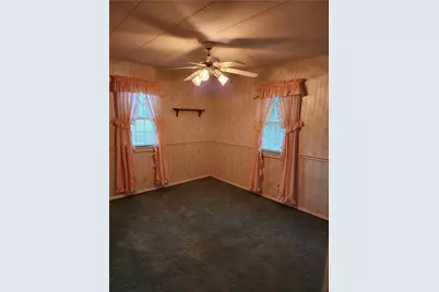 907 Arlington Dr, Pymatuning Township, PA 16125 - Photo 9