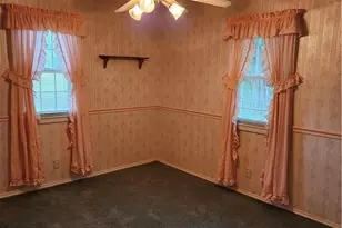 907 Arlington Dr, Pymatuning Township, PA 16125 - Photo 9