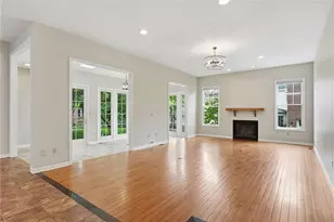 1100 Crescent Pl, Pittsburgh, PA 15217 - Photo 9