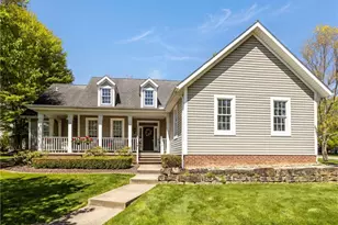 8 Abbey, Pine Township, PA 16127 - Photo 3