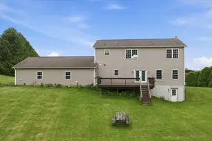 91 Green Manor Dr, Summit Township, PA 16002 - Photo 33