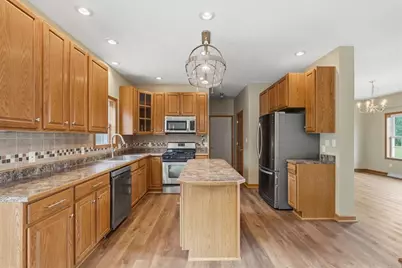 91 Green Manor Dr, Summit Township, PA 16002 - Photo 9