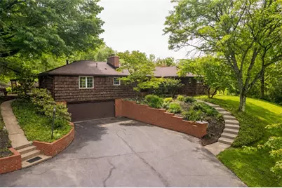 117 Valentine Dr, Moon/Crescent Twp, PA 15108 - Photo 1