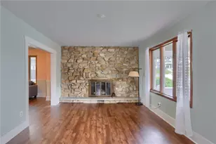 113 Orchard Ave, Ellwood City, PA 16117 - Photo 9