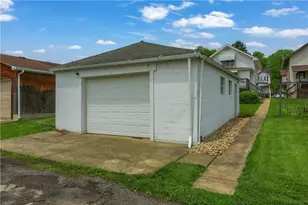 113 Orchard Ave, Ellwood City, PA 16117 - Photo 41