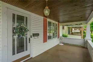 113 Orchard Ave, Ellwood City, PA 16117 - Photo 3