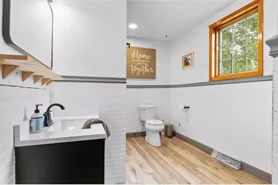 118 E Hillis St, Youngwood, PA 15697 - Photo 13
