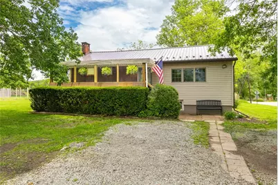 118 E Hillis St, Youngwood, PA 15697 - Photo 1