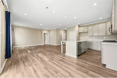 430 Dana Dr, Pittsburgh, PA 15068 - Photo 5