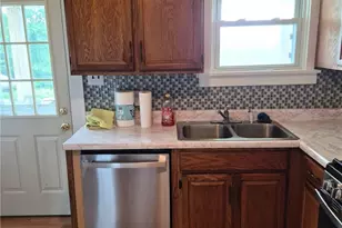 1513 Fernhurst, Coraopolis, PA 15108 - Photo 7
