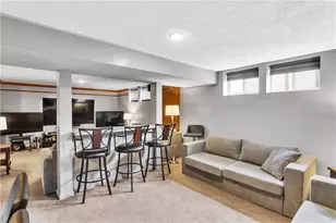 456 Shelbourne, Pittsburgh, PA 15239 - Photo 33