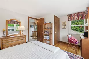 16 Watson St, Leet Township, PA 15143 - Photo 5