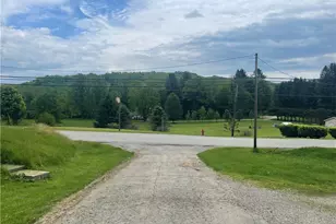 108 Amherst Ln, Ligonier Township, PA 15658 - Photo 3