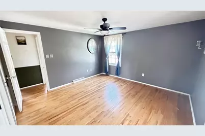 145 Lansdowne Dr, Moon/Crescent Twp, PA 15108 - Photo 19