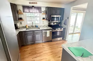 145 Lansdowne Dr, Moon/Crescent Twp, PA 15108 - Photo 9