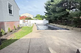 145 Lansdowne Dr, Moon/Crescent Twp, PA 15108 - Photo 25