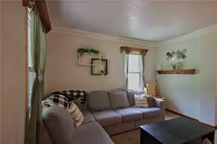 695 Milltown Rd, Pittsburgh, PA 15068 - Photo 9