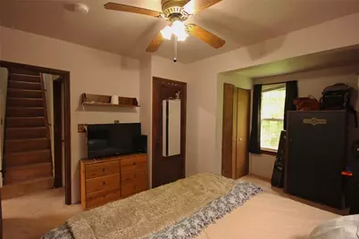 695 Milltown Rd, Pittsburgh, PA 15068 - Photo 11
