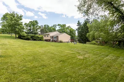 419 Patsy Dr, Pine Township, PA 15044 - Photo 5