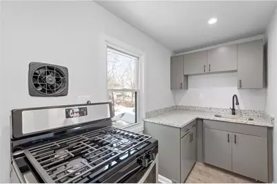 656 Dow Avenue, Carnegie, PA 15106 - Photo 17