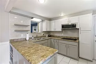 1801 McCully Rd, Pittsburgh, PA 15234 - Photo 9
