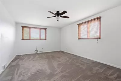 1801 McCully Rd, Pittsburgh, PA 15234 - Photo 19