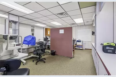 200 Medical Arts Bldg, East Franklin Township, PA 16201 - Photo 13