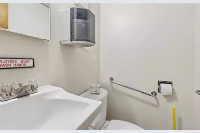 200 Medical Arts Bldg, East Franklin Township, PA 16201 - Photo 25