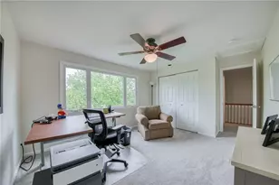 135 Vanderbilt Dr, Pittsburgh, PA 15243 - Photo 35