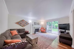 135 Vanderbilt Dr, Pittsburgh, PA 15243 - Photo 13