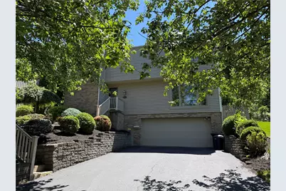 135 Vanderbilt Dr, Pittsburgh, PA 15243 - Photo 1
