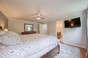 135 Vanderbilt Dr, Pittsburgh, PA 15243 - Photo 27