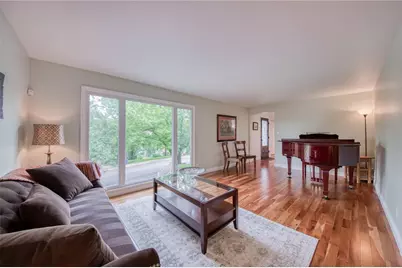 135 Vanderbilt Dr, Pittsburgh, PA 15243 - Photo 11
