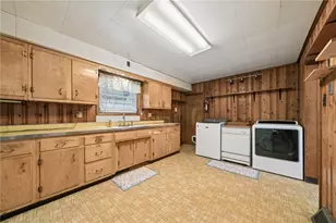 215 S 4th, West Newton, PA 15089 - Photo 5