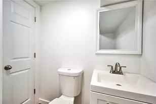 122 Springhouse Dr, Center Township, PA 16001 - Photo 23