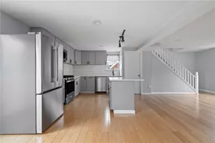 126 8th Ave, Ross Twp, PA 15229 - Photo 9