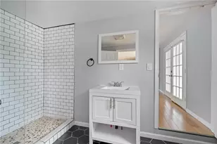 126 8th Ave, Ross Twp, PA 15229 - Photo 13