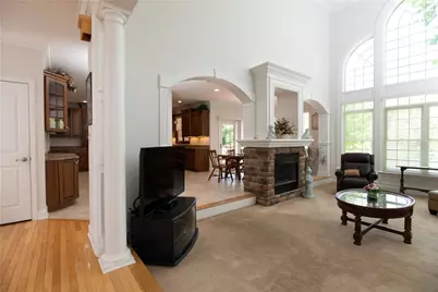104 Walden Pond Ln, Cranberry Township, PA 16066 - Photo 9