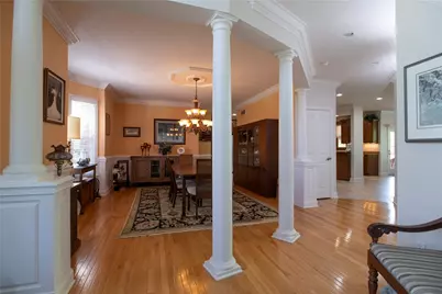 104 Walden Pond Ln, Cranberry Township, PA 16066 - Photo 5