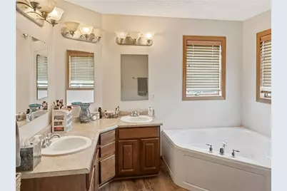 407 Karon Dr, Shenango Township, PA 16101 - Photo 17