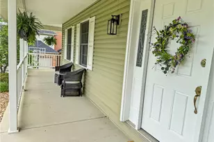 407 Karon Dr, Shenango Township, PA 16101 - Photo 3