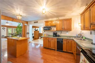 133 Windswept Dr, Unity Township, PA 15650 - Photo 9
