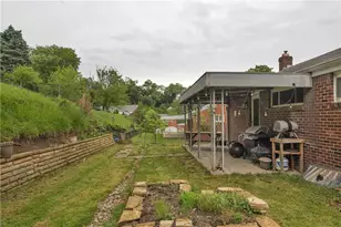 3512 Wallace Dr, Pittsburgh, PA 15227 - Photo 27